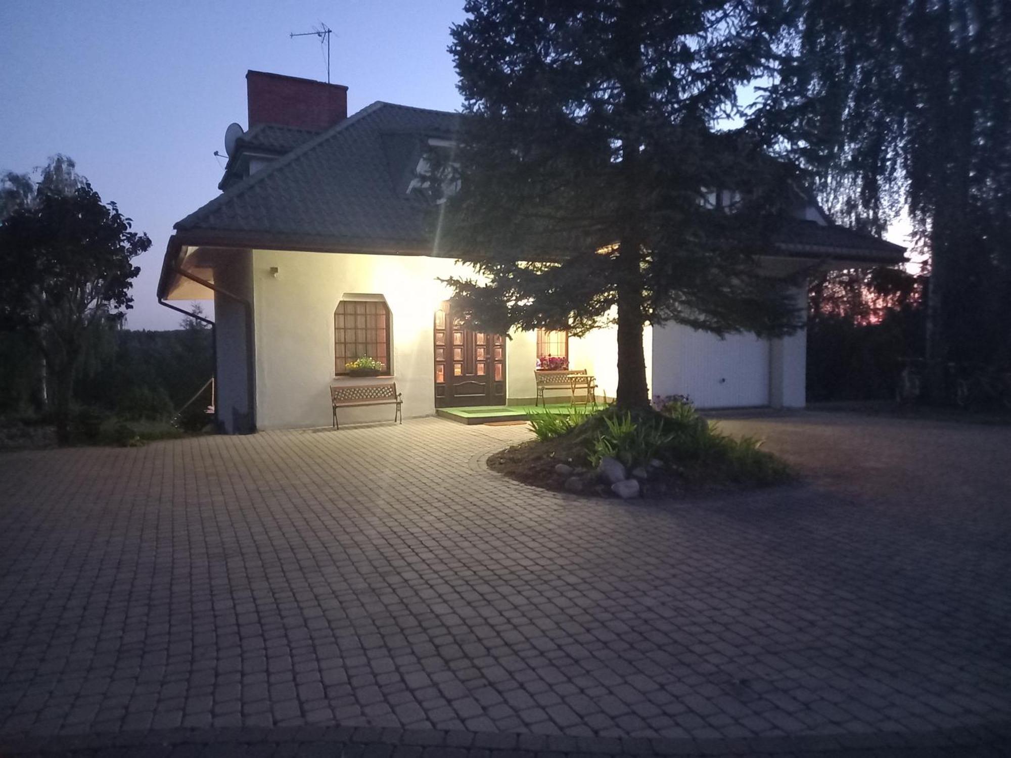 Dom Nad Jeziorem Zbiczno Siedlisko Grzmieca المظهر الخارجي الصورة